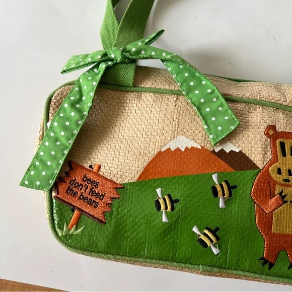 Paul Frank Rattan Purse "Bees don't feed the bears" vintage Y2K - Picture 2 of 15